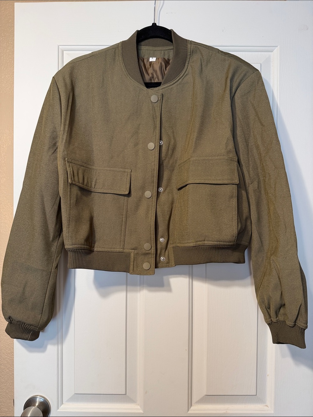 NWOT Olive Cropped Bomber Jacket - Unbranded